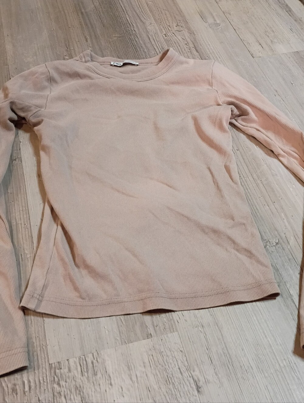Zara - Picture 2 of 4